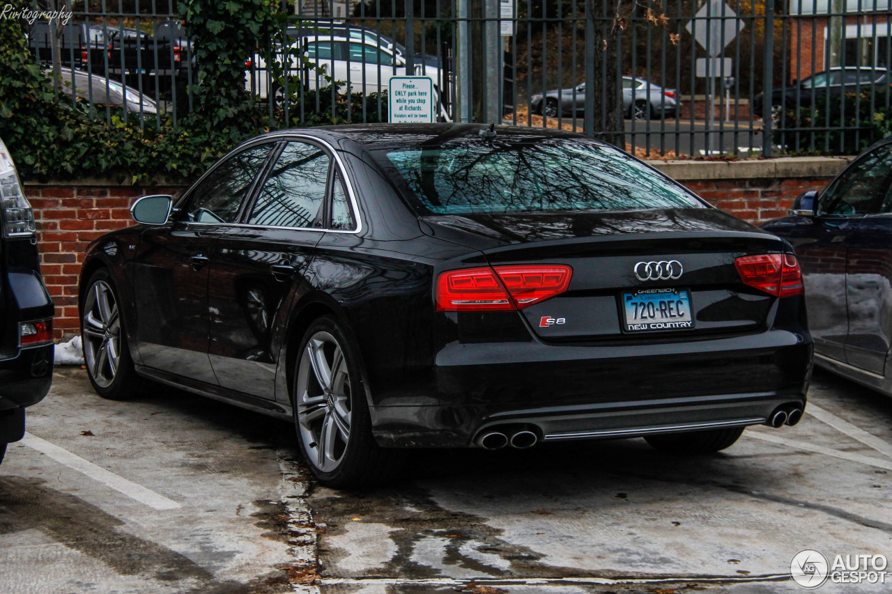 Audi S8 D4