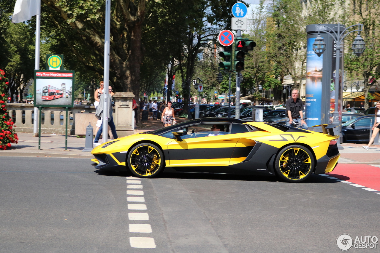 Lamborghini Aventador LP750-4 SuperVeloce Roadster