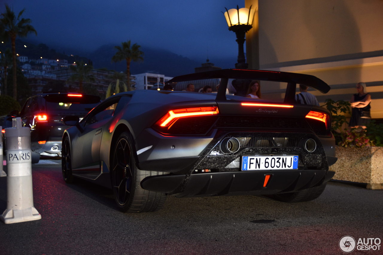 Lamborghini Huracán LP640-4 Performante