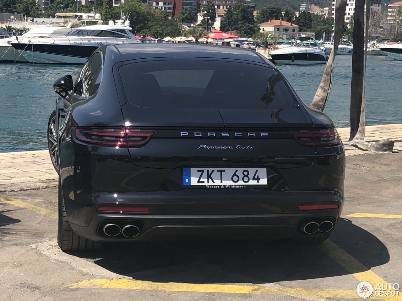 Porsche 971 Panamera Turbo