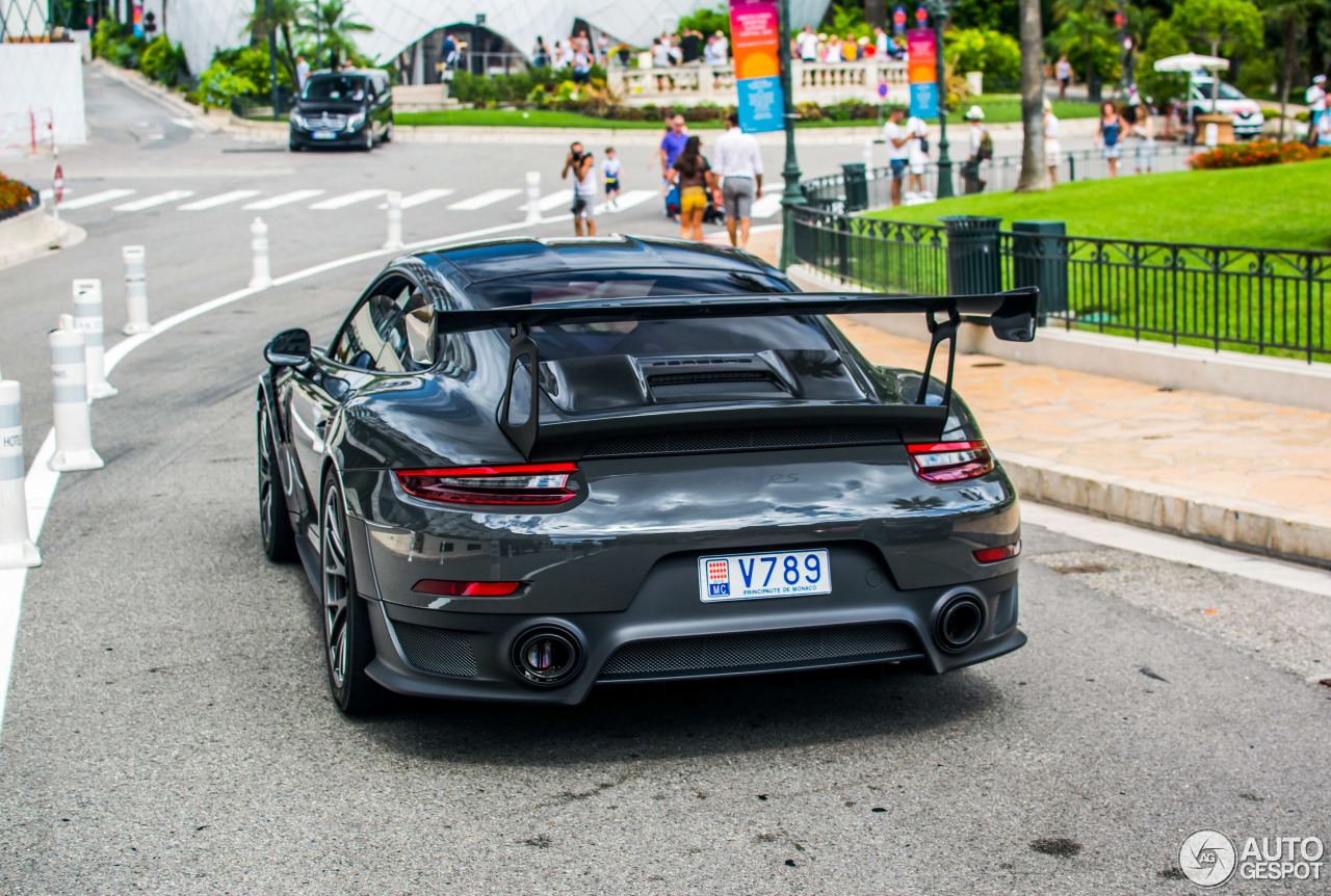 Porsche 991 GT2 RS Weissach Package