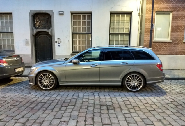 Mercedes-Benz C 63 AMG Estate 2012