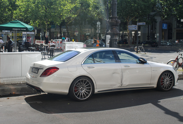 Mercedes-Benz S 63 AMG V222