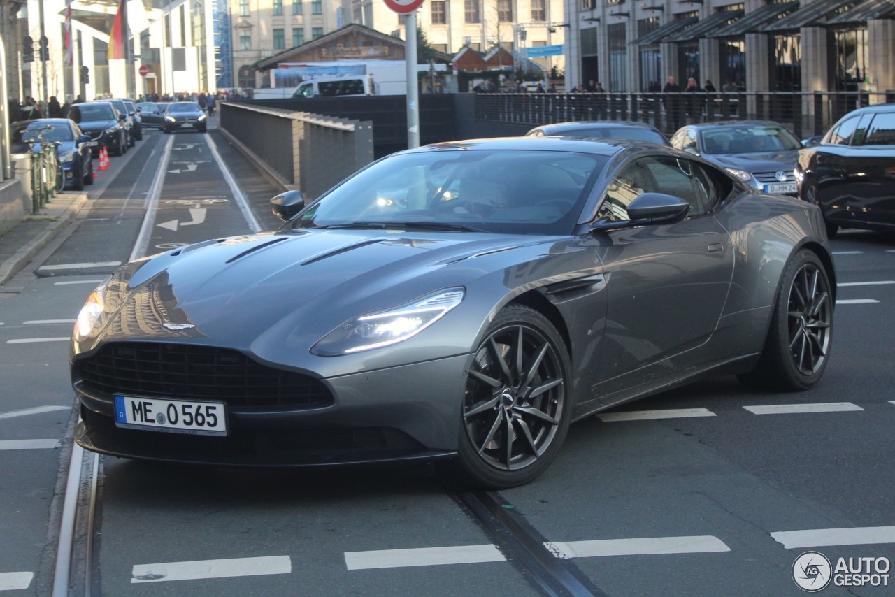 Aston Martin DB11