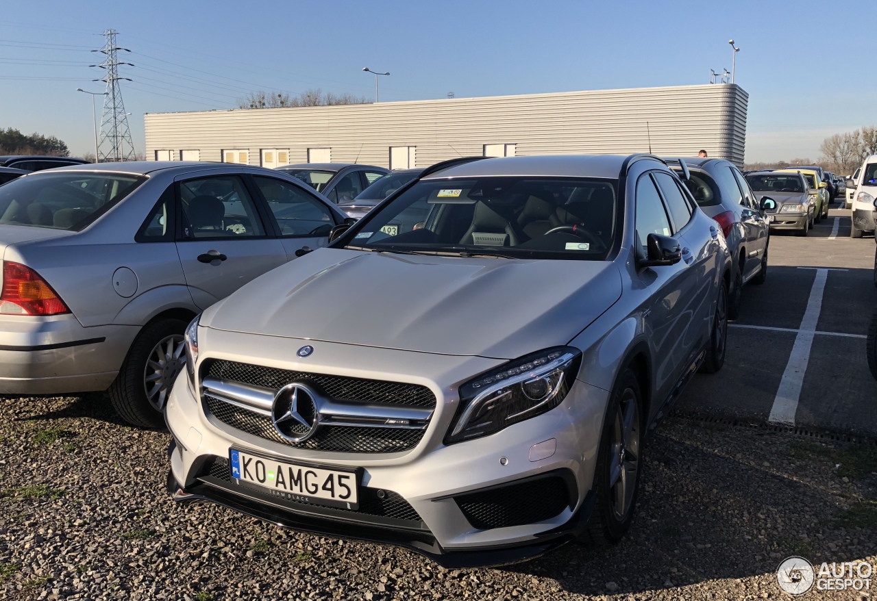 Mercedes-AMG GLA 45 X156