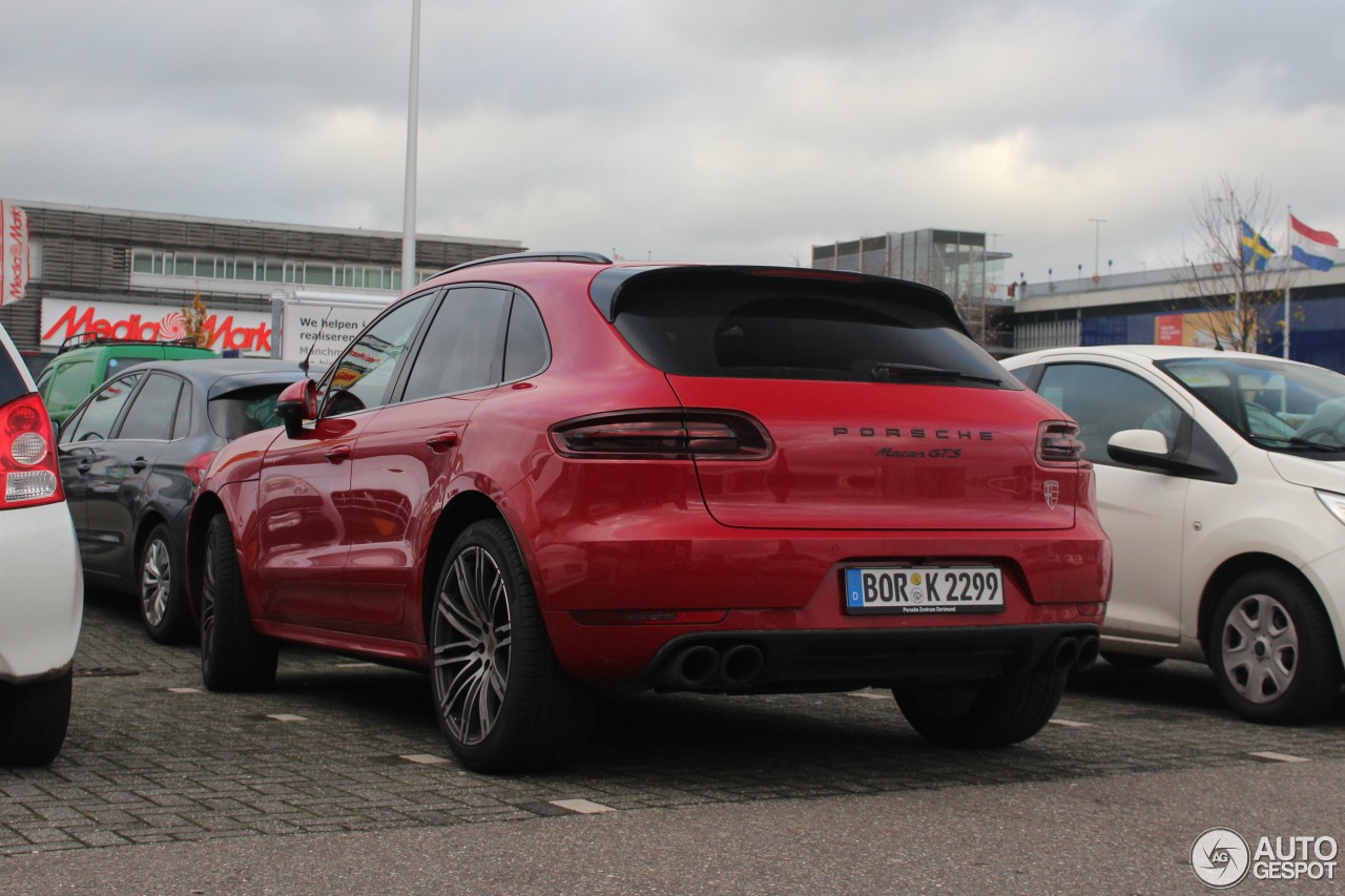 Porsche 95B Macan GTS