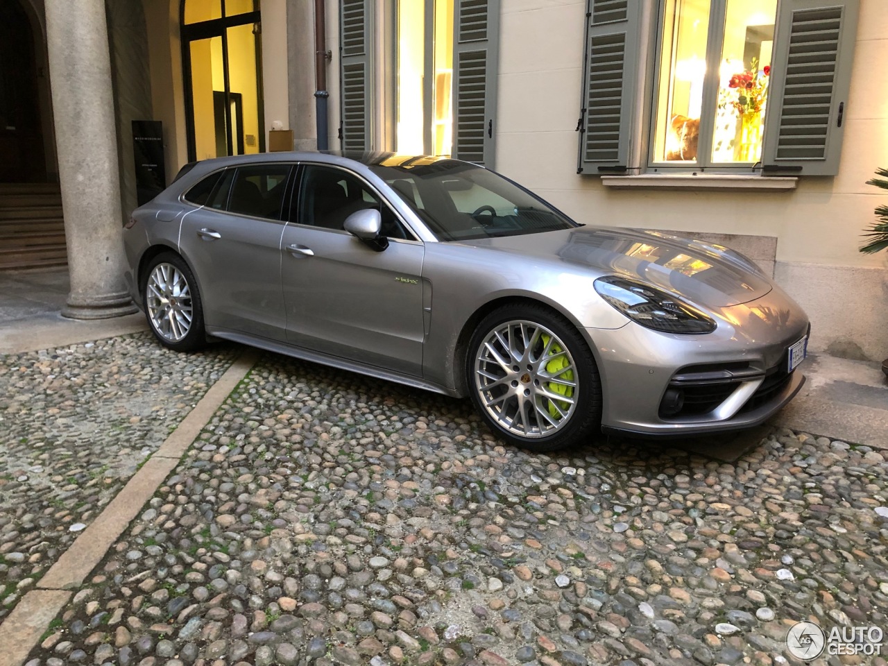 Porsche 971 Panamera Turbo S E-Hybrid Sport Turismo