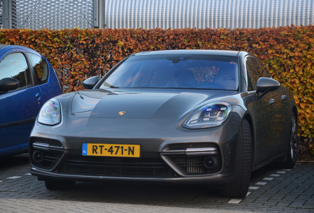 Porsche 971 Panamera Turbo S E-Hybrid