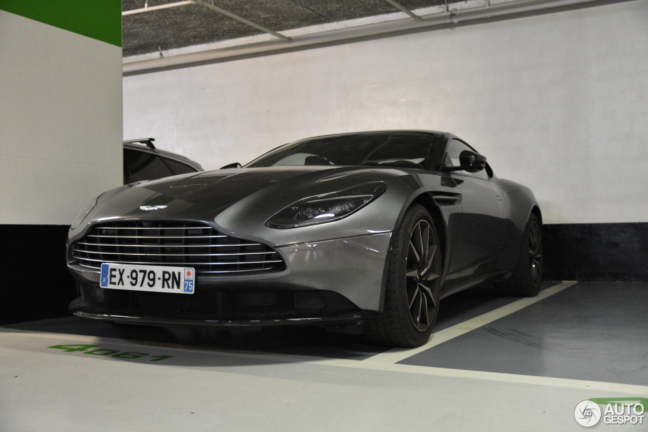 Aston Martin DB11 V8