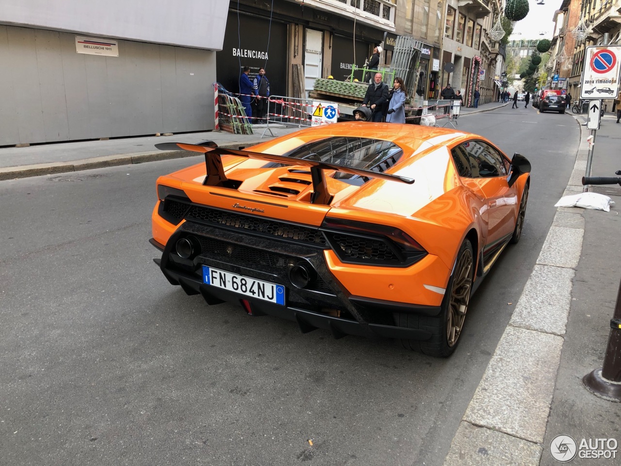 Lamborghini Huracán LP640-4 Performante