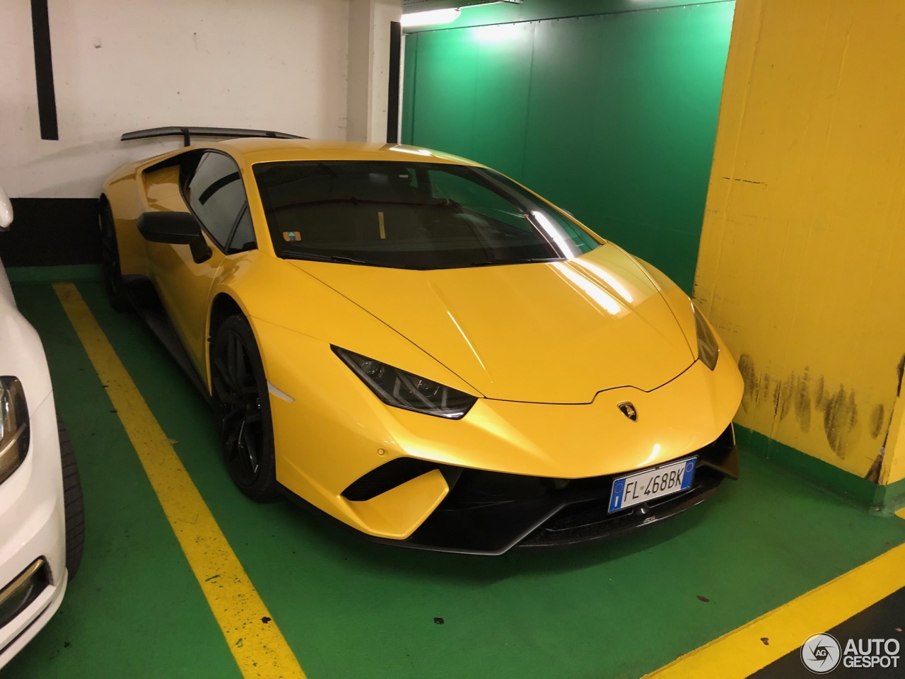 Lamborghini Huracán LP640-4 Performante