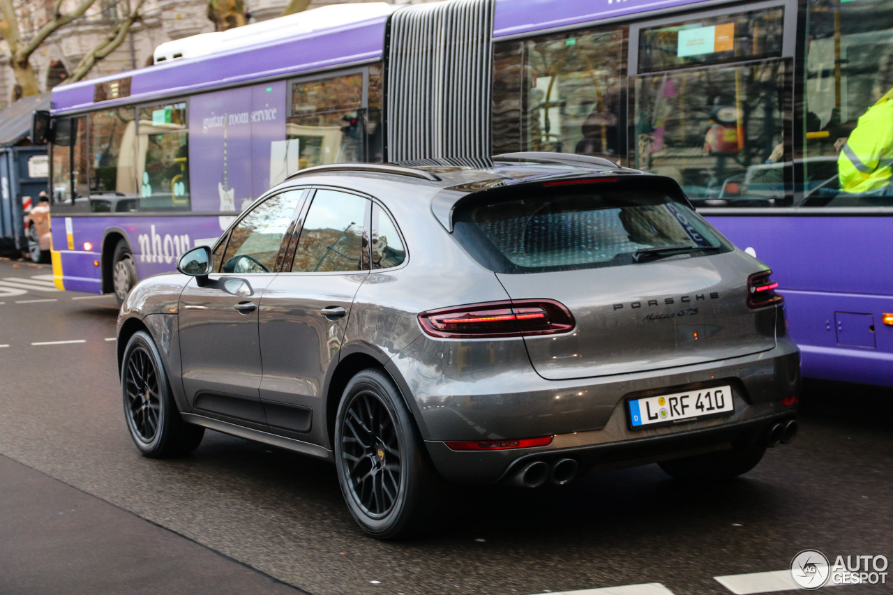 Porsche 95B Macan GTS