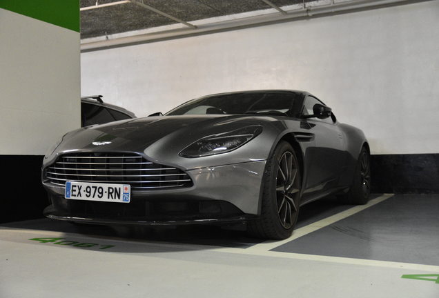 Aston Martin DB11 V8