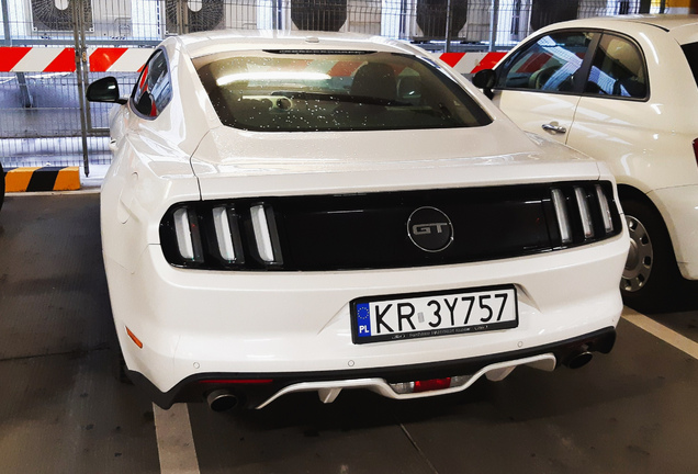 Ford Mustang GT 2015