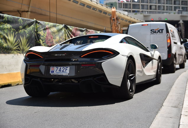 McLaren 570S