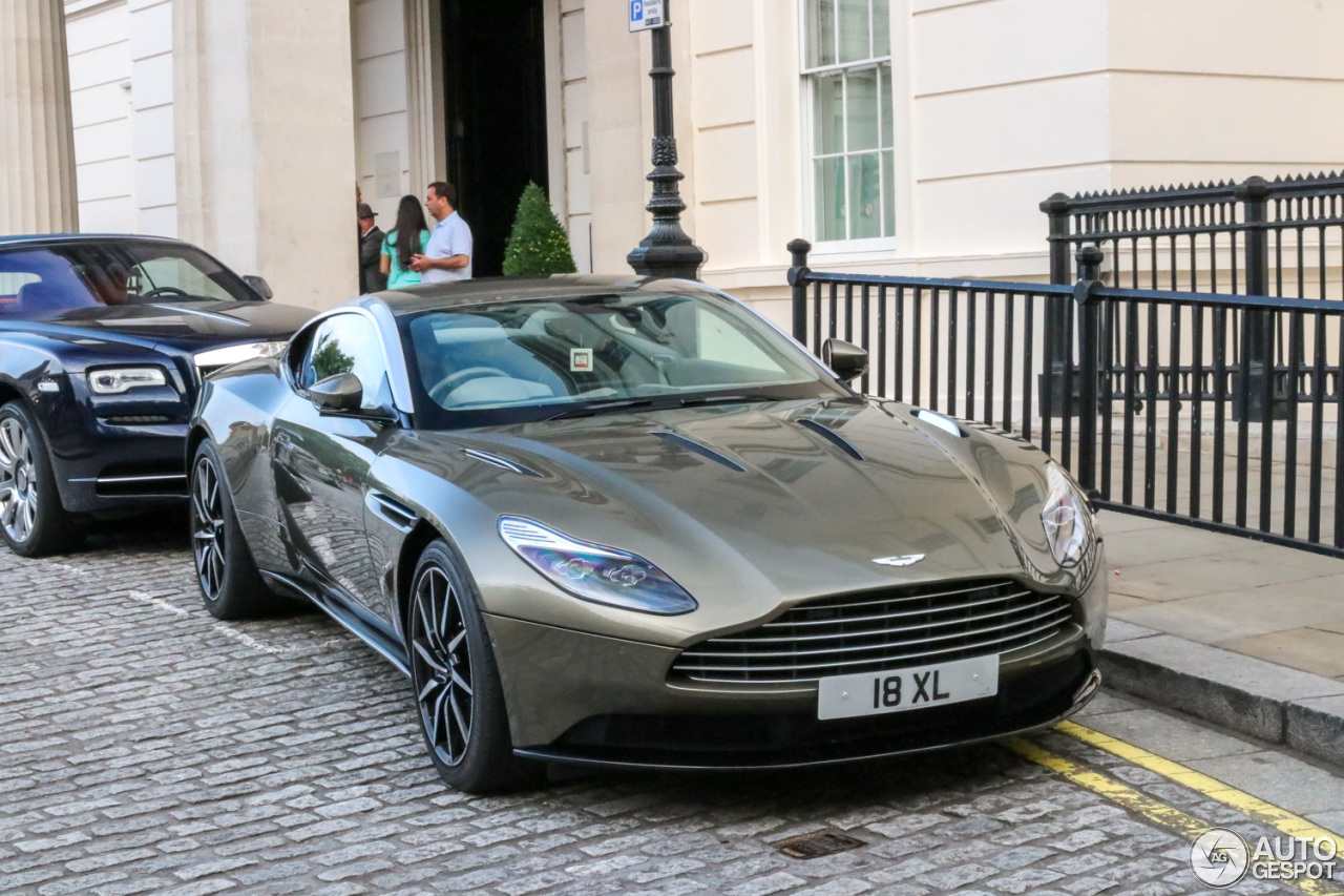 Aston Martin DB11