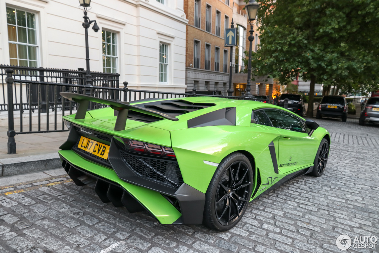 Lamborghini Aventador LP750-4 SuperVeloce