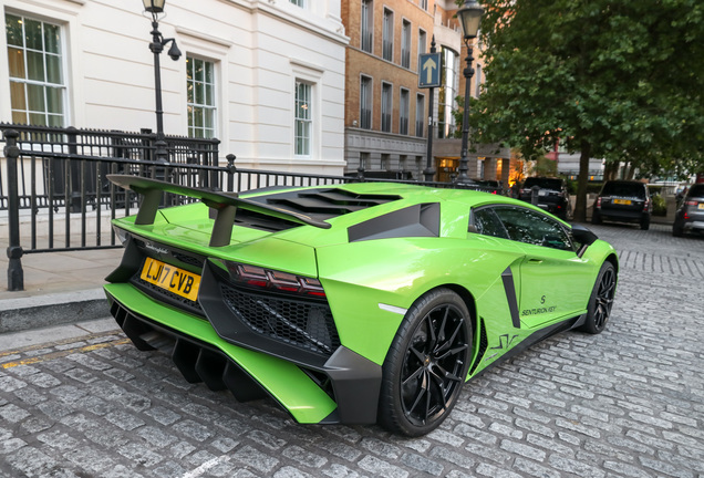 Lamborghini Aventador LP750-4 SuperVeloce