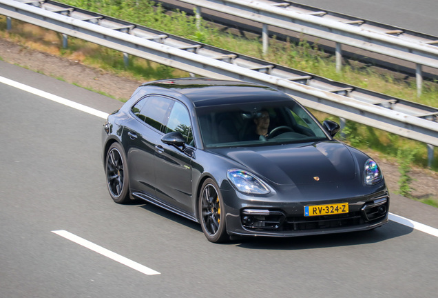 Porsche 971 Panamera Turbo S E-Hybrid Sport Turismo