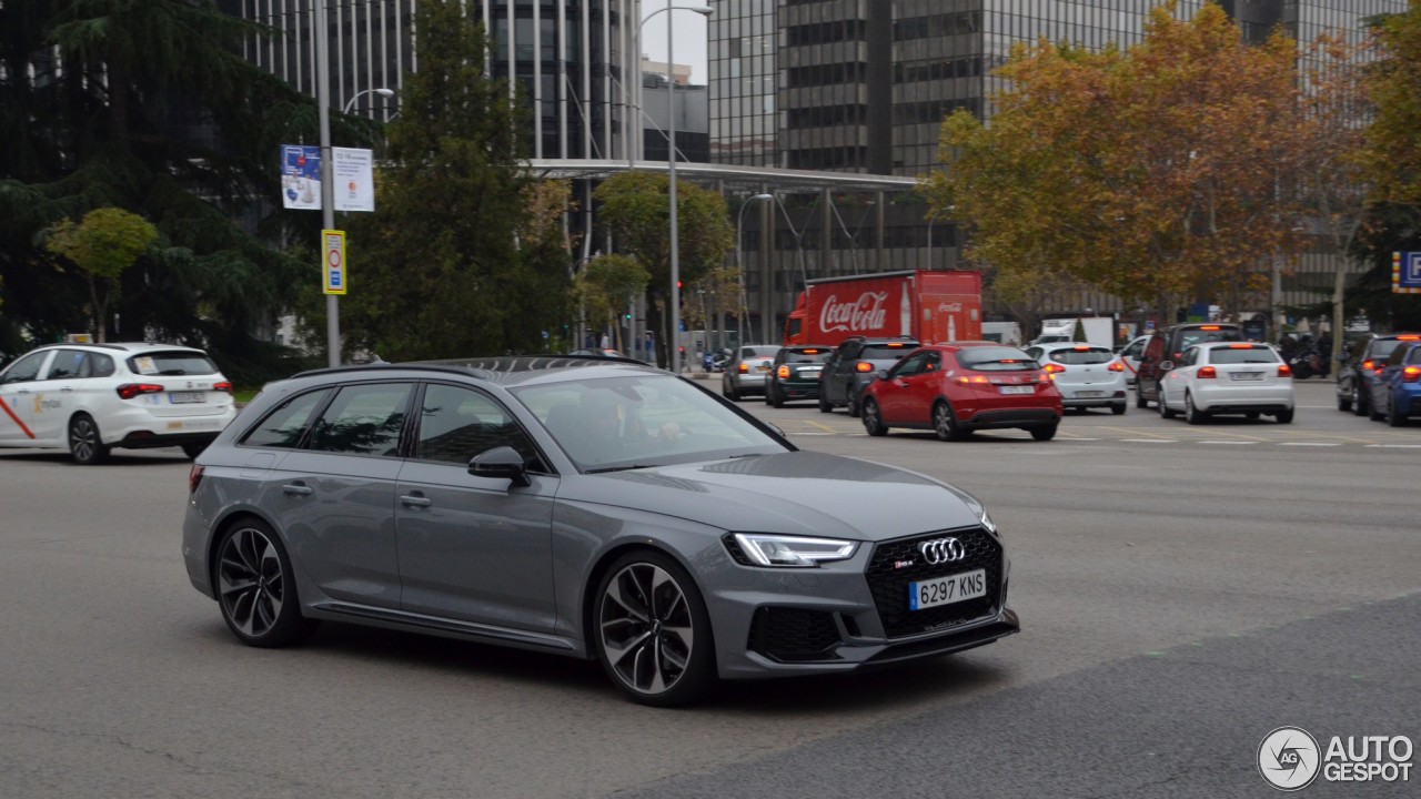 Audi RS4 Avant B9