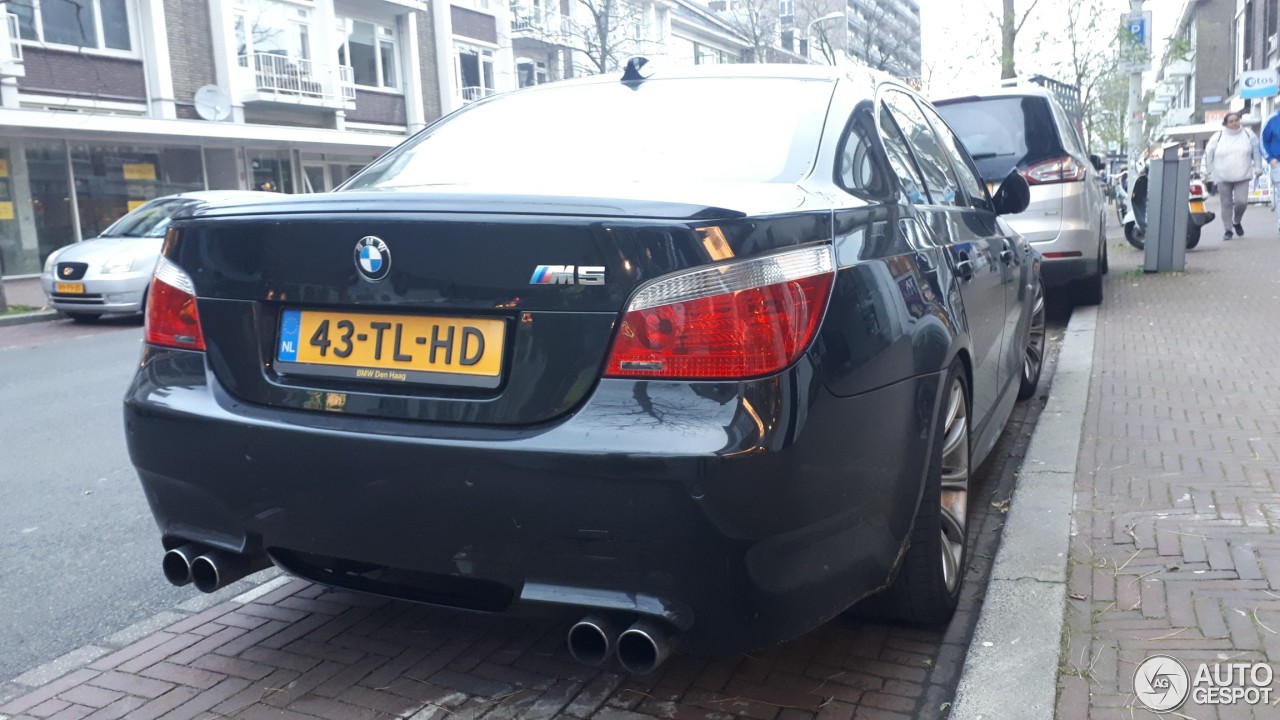 BMW M5 E60 2005