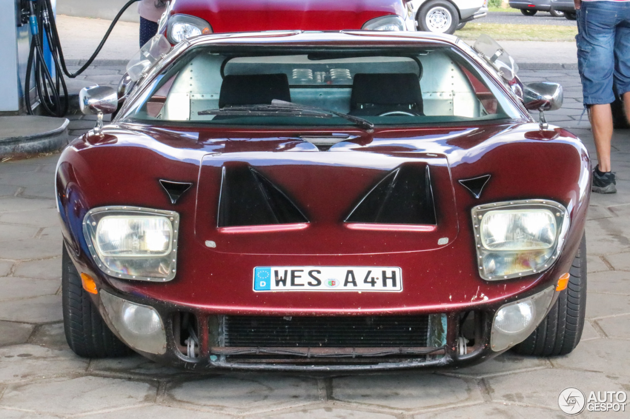 Ford GT40