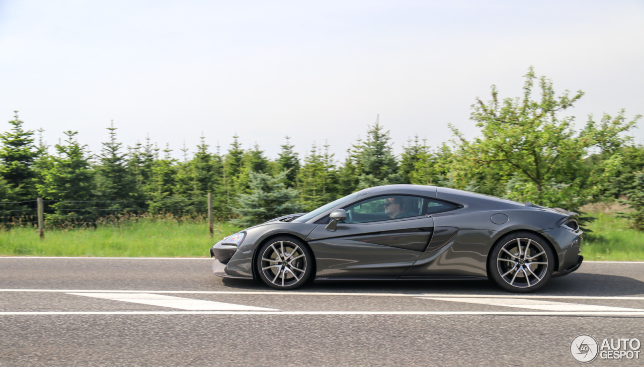 McLaren 570GT