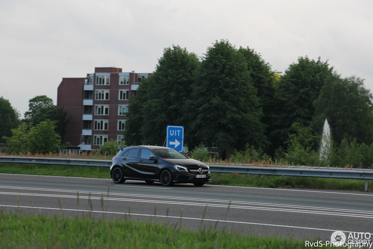 Mercedes-AMG A 45 W176 2015