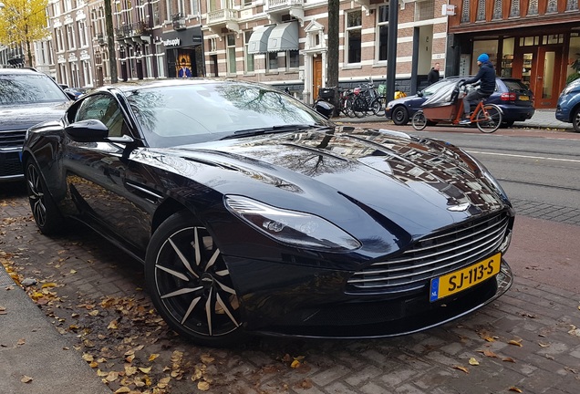 Aston Martin DB11