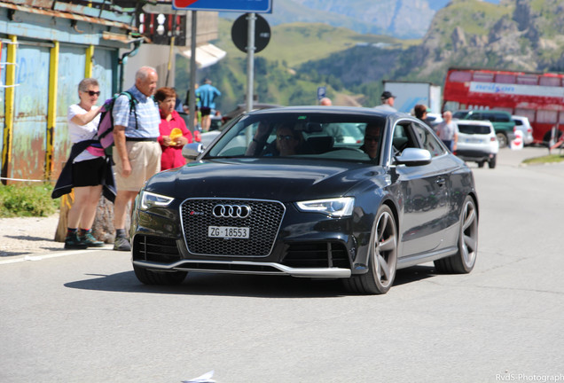 Audi RS5 B8 2012