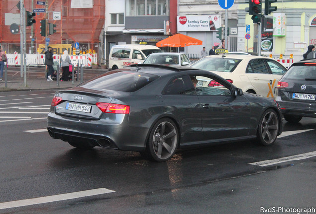 Audi RS5 B8 2012