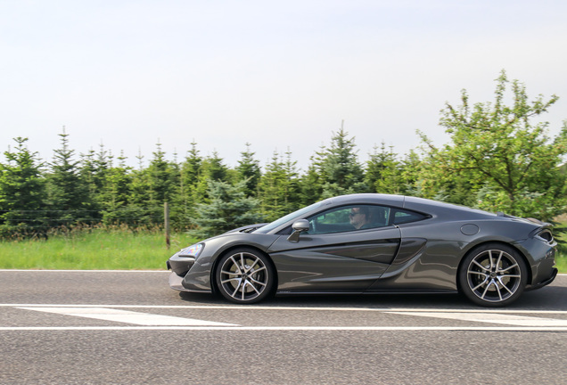 McLaren 570GT