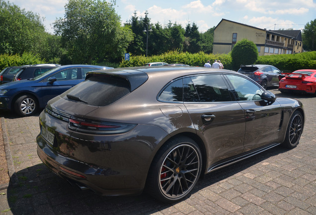 Porsche 971 Panamera Turbo Sport Turismo