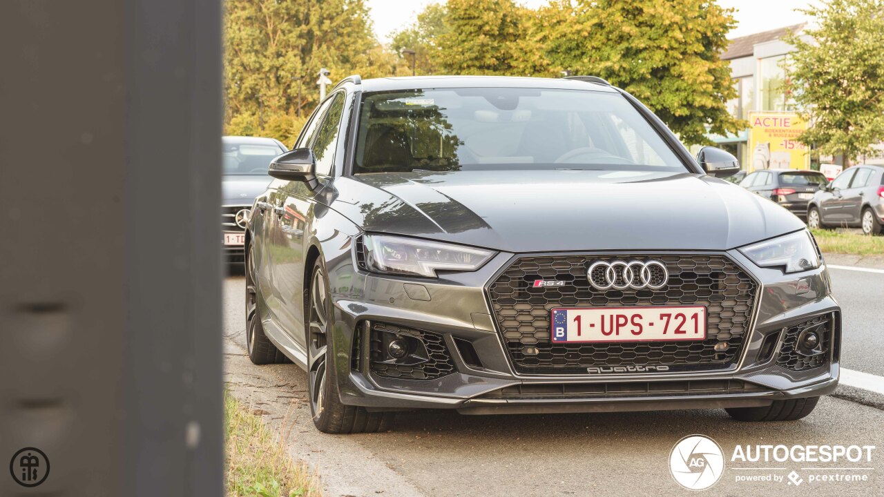 Audi RS4 Avant B9