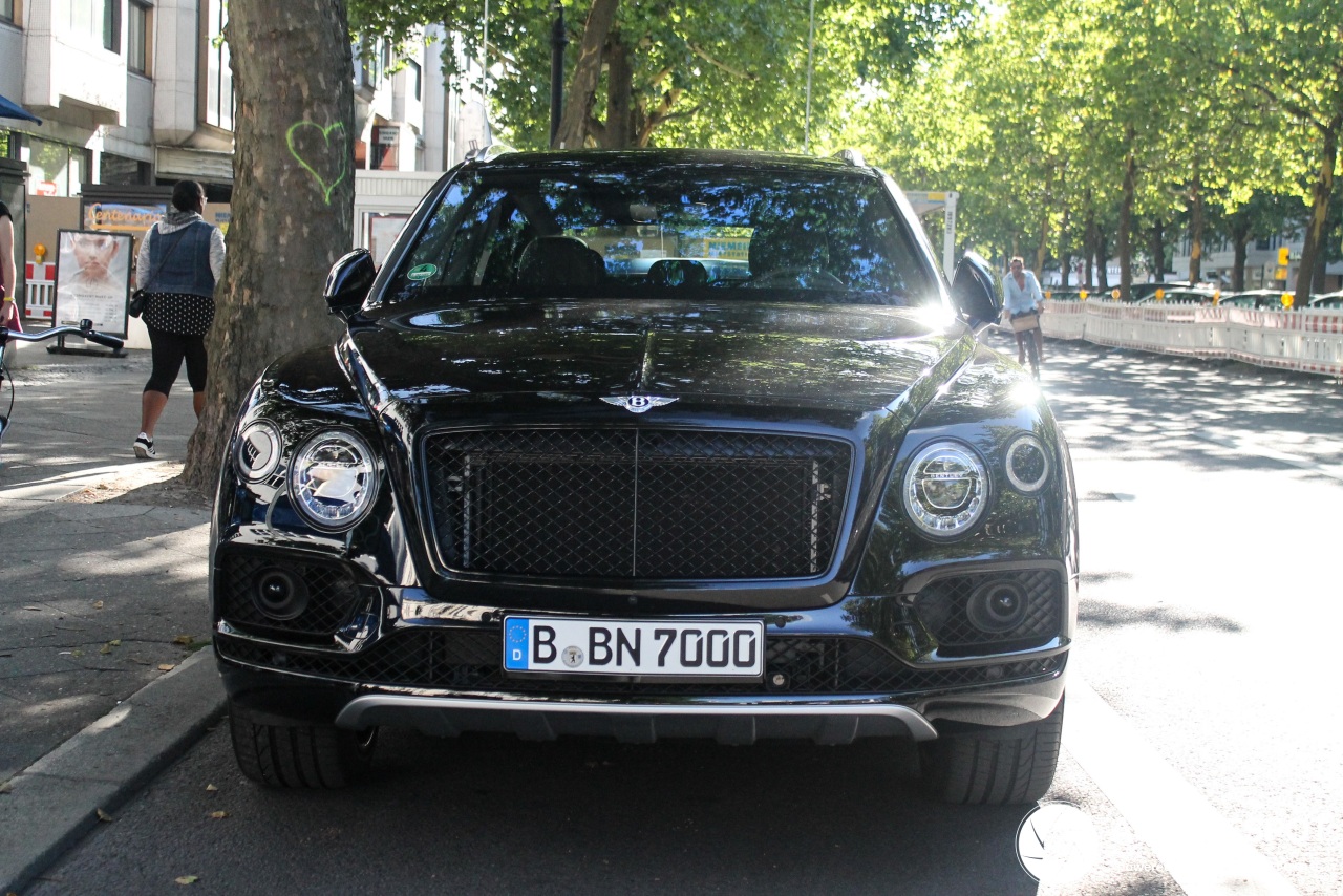 Bentley Bentayga V8