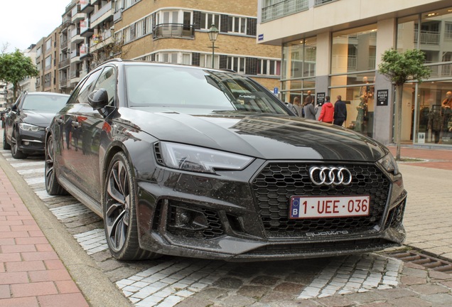 Audi RS4 Avant B9