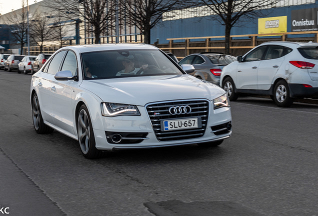 Audi S8 D4