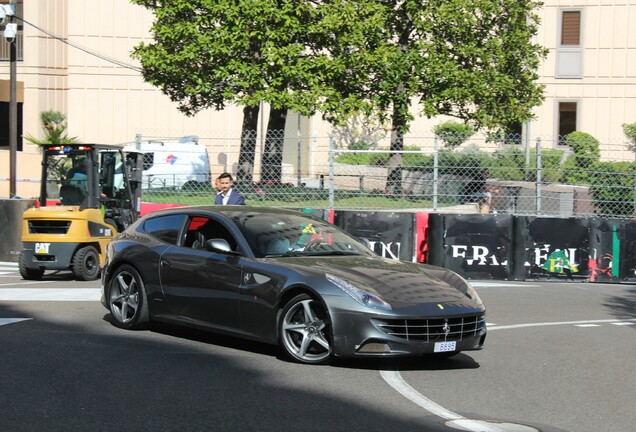 Ferrari FF