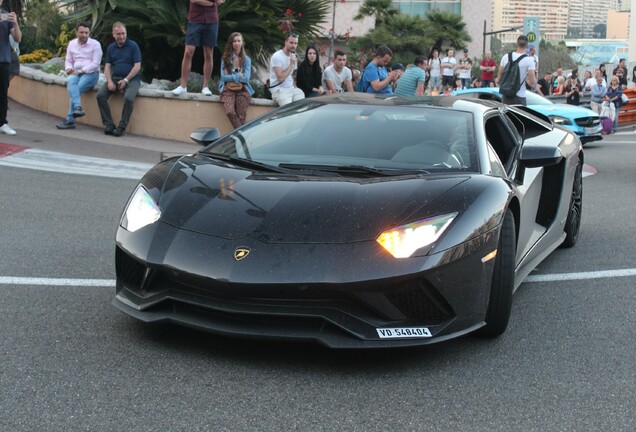 Lamborghini Aventador S LP740-4 Roadster