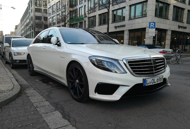 Mercedes-Benz S 63 AMG V222