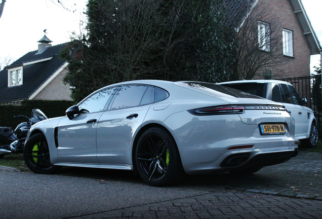 Porsche 971 Panamera Turbo S E-Hybrid