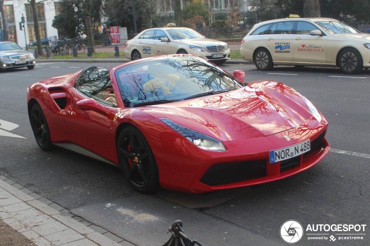 Ferrari 488 Spider