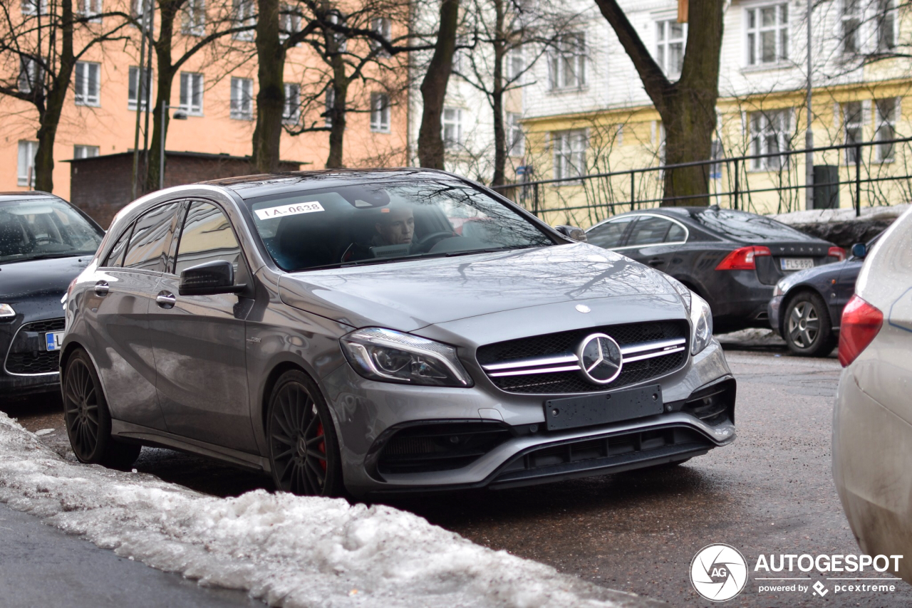 Mercedes-AMG A 45 W176 2015