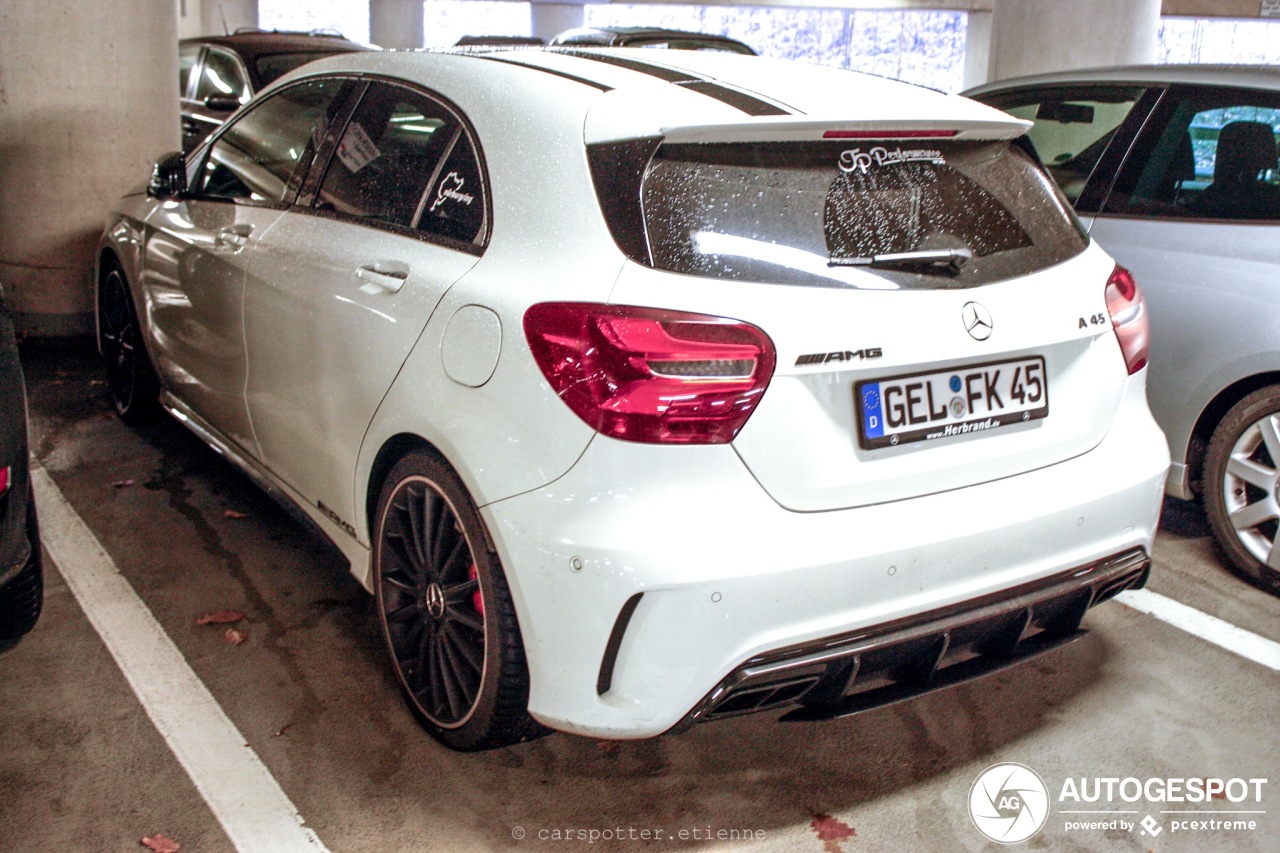 Mercedes-AMG A 45 W176 2015