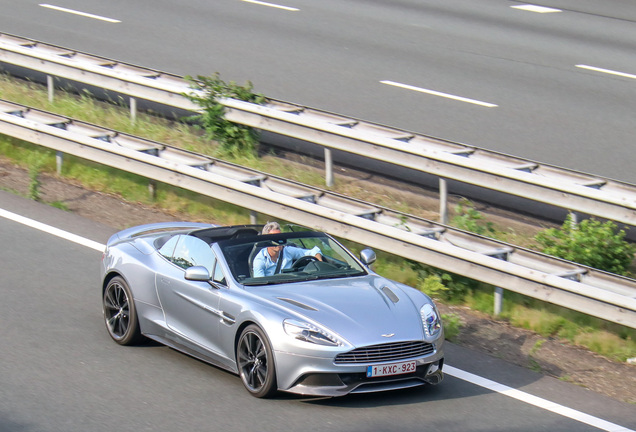 Aston Martin Vanquish Volante