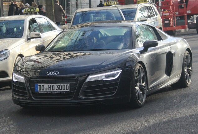 Audi R8 V10 Plus 2013