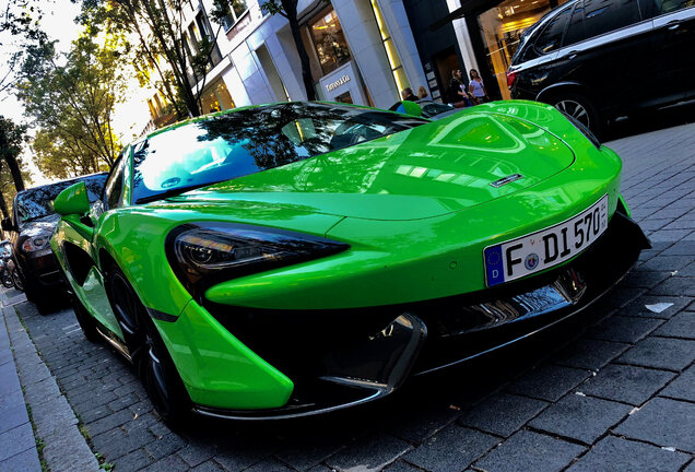 McLaren 570S