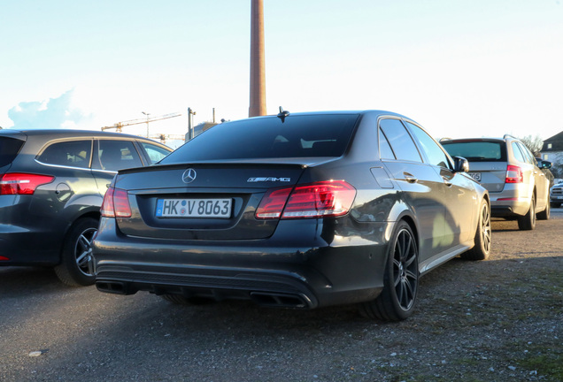 Mercedes-Benz E 63 AMG S W212