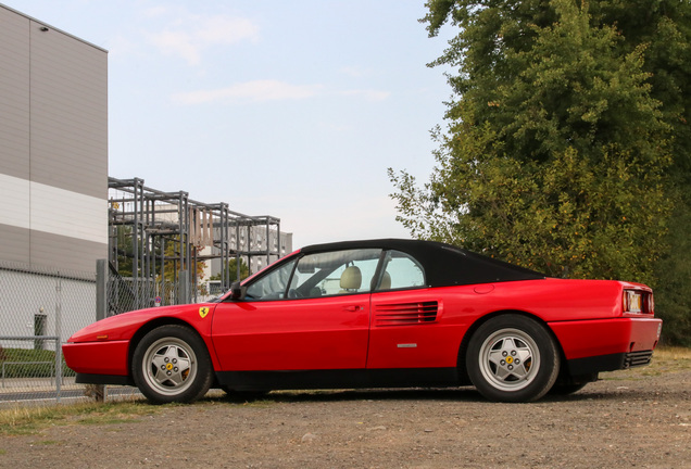 Ferrari Mondial T Cabriolet