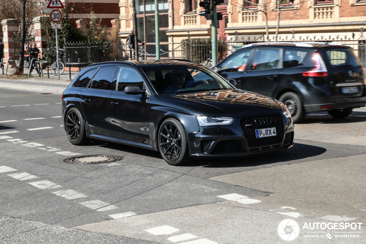 Audi RS4 Avant B8